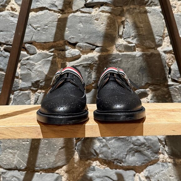 Thom Browne Black Pebbled Grosgrain Tricolour Strap Long Wingtip Shoes - Picture 2 of 11